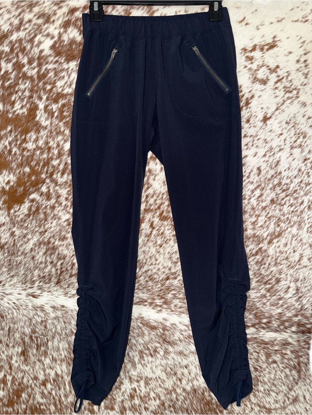 Athleta La Viva Jogger Navy Blue Ruched Ankle